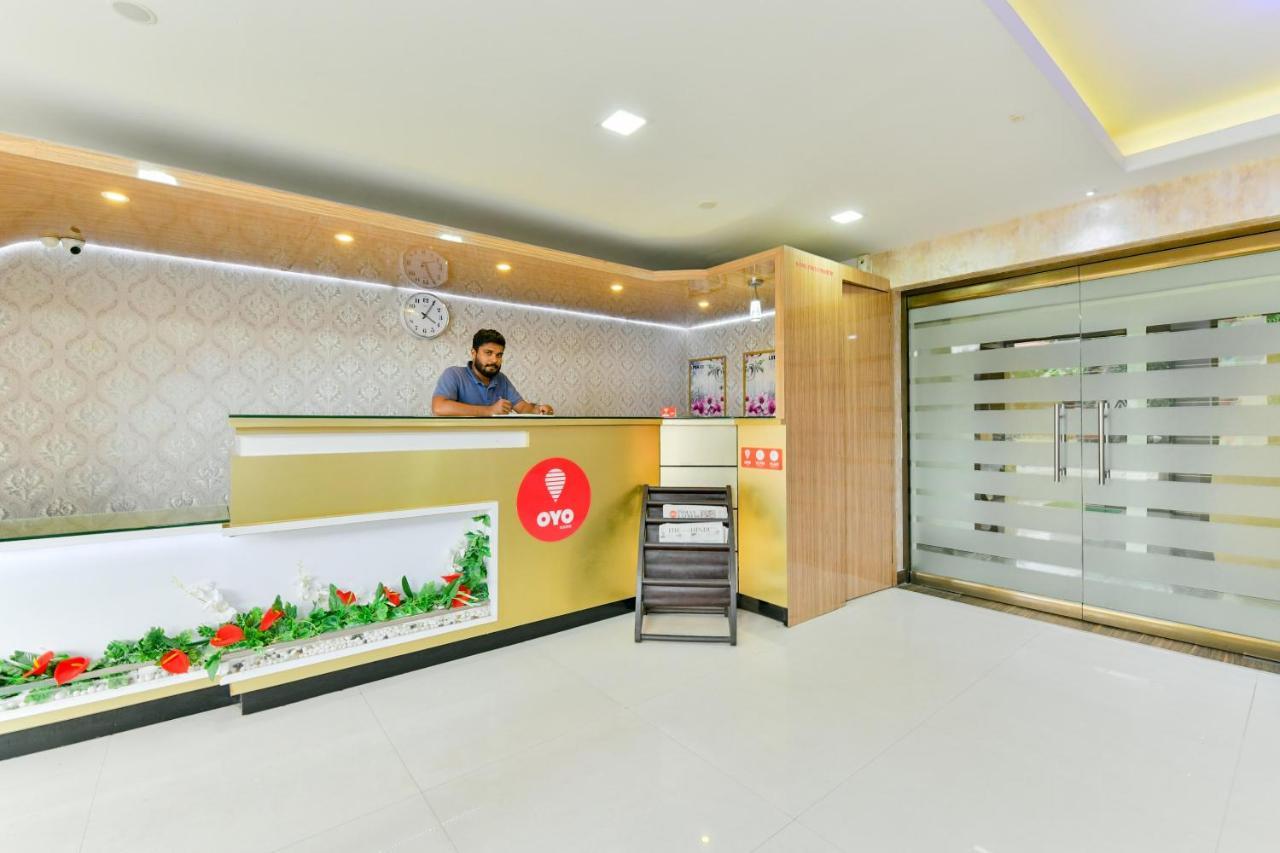 Oyo 1889 Hotel Aj Park Alappuzha Exterior foto